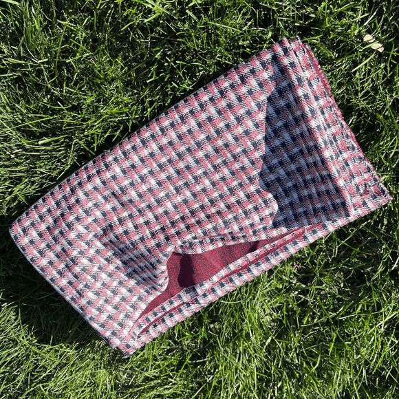 Vintage 60s 70s Red White Blue Double Knit Polyester Fabric Mod Retro 64"x63" - Picture 5 of 5